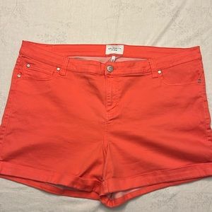 Celebrity Pink size 22 coral shorts